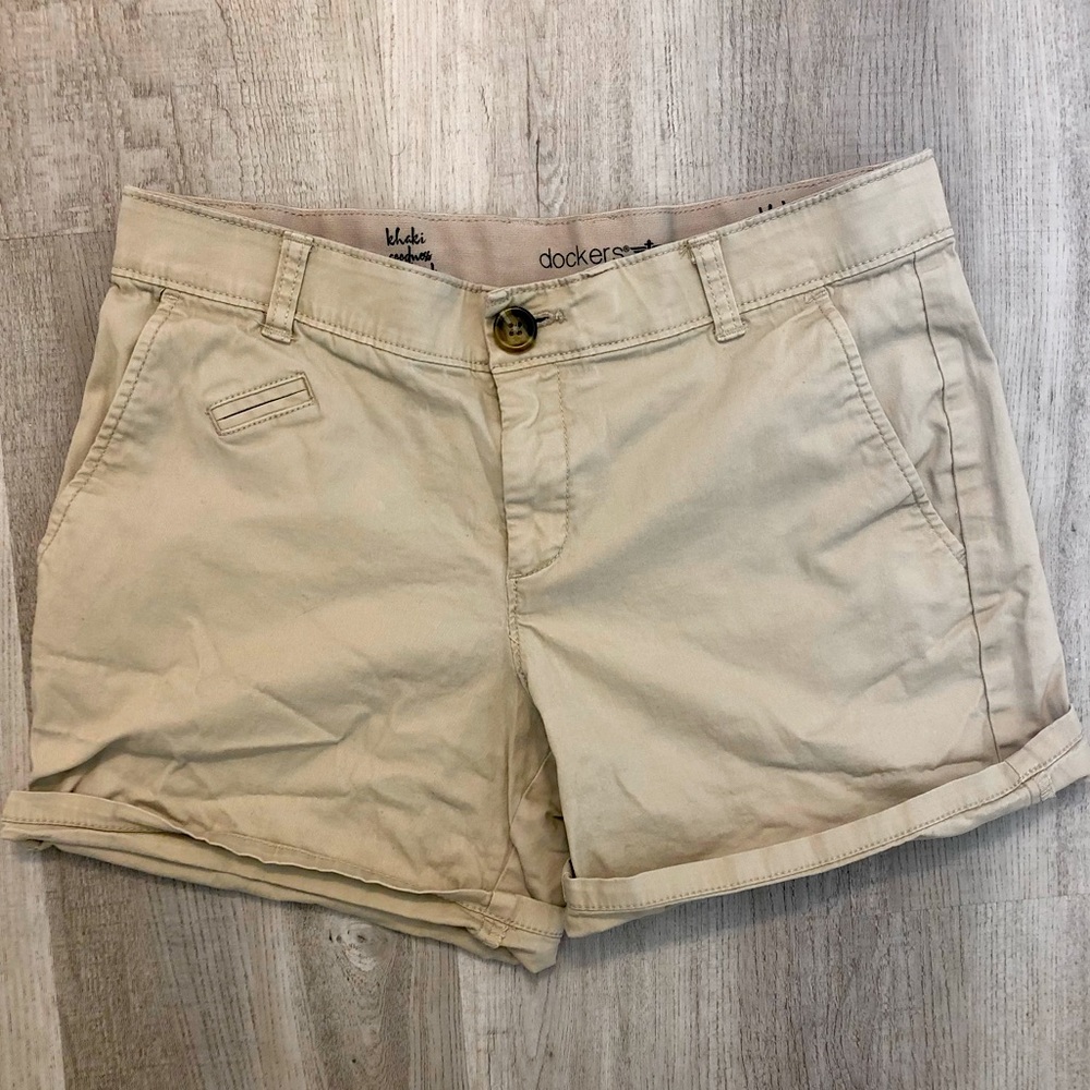 Dockers khaki shorts